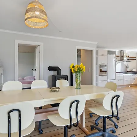 3 Bedroom Awesome In Feriehus *