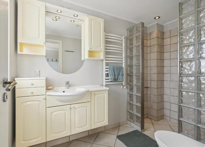 בית נופש 3 Bedroom Awesome In