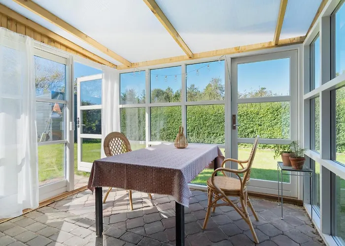 3 Bedroom Awesome In *